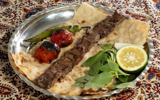 خوراک کباب چنجه