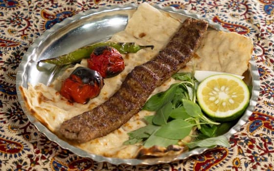 خوراک لقمه مخصوص محفل