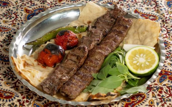 خوراک کباب مخلوط